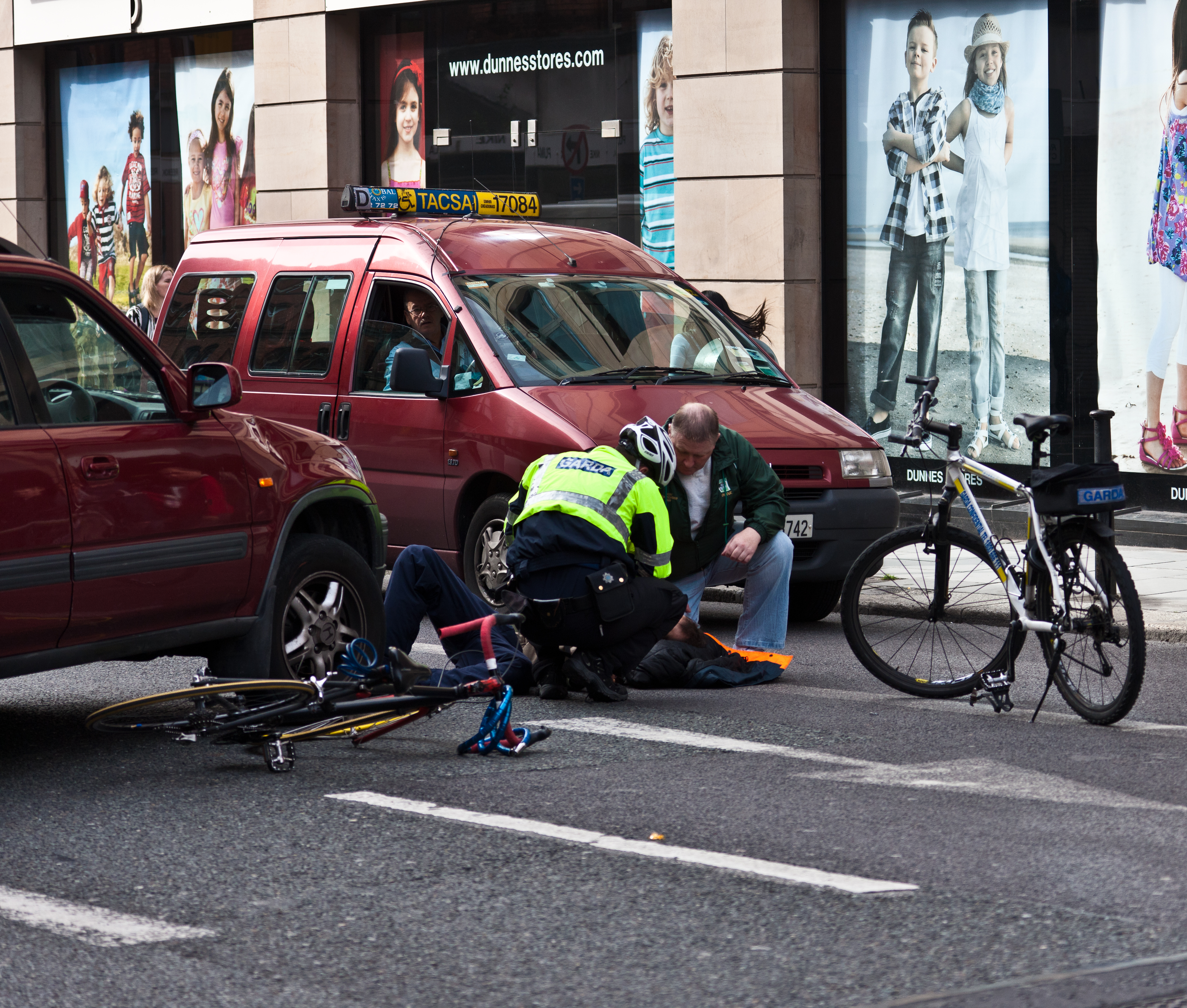 Drivers’ “failure to observe” linked to 38% of collisions where people cycling seriously injured